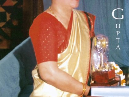 maya-mam-with-award2